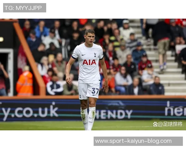 热刺后卫范德芬承认惨败阿森纳感到失望称对手表现更佳 热刺后卫范德芬承认惨败阿森纳感到失望称对手表现更佳
